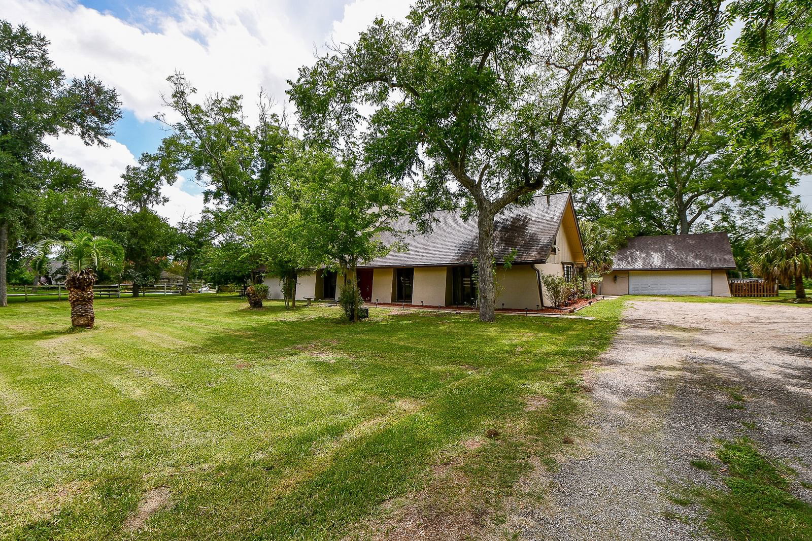 Real estate property located at 1235 Pony, Fort Bend, Brazos Valley Sec, Simonton, TX, US