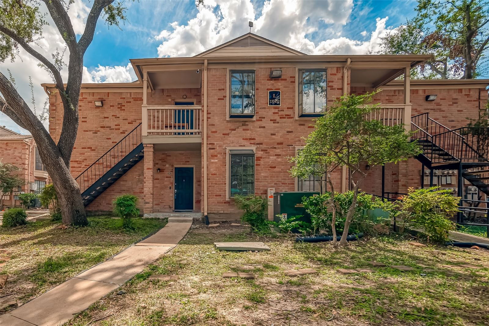 Real estate property located at 2255 Braeswood Park #243, Harris, Braeswood Park Condo De, Houston, TX, US