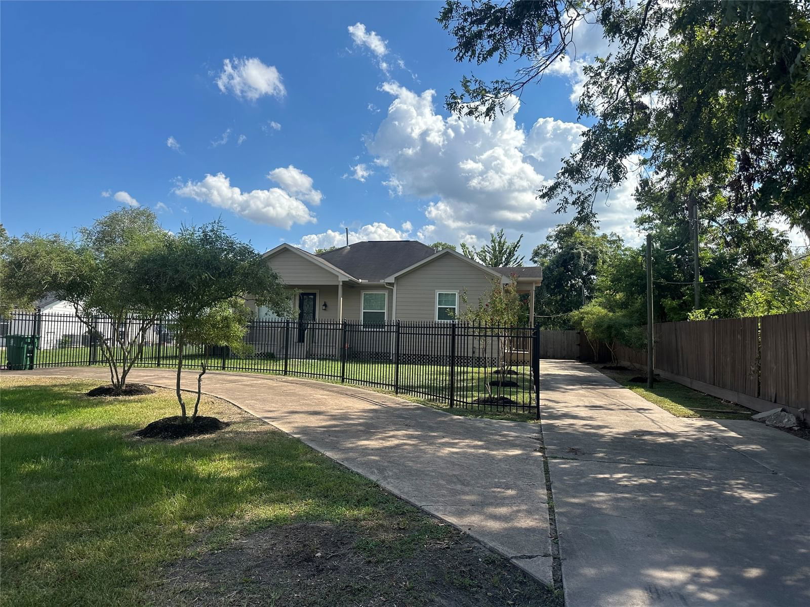 Real estate property located at 7550 Almeda Genoa, Harris, Arnold W A, Houston, TX, US