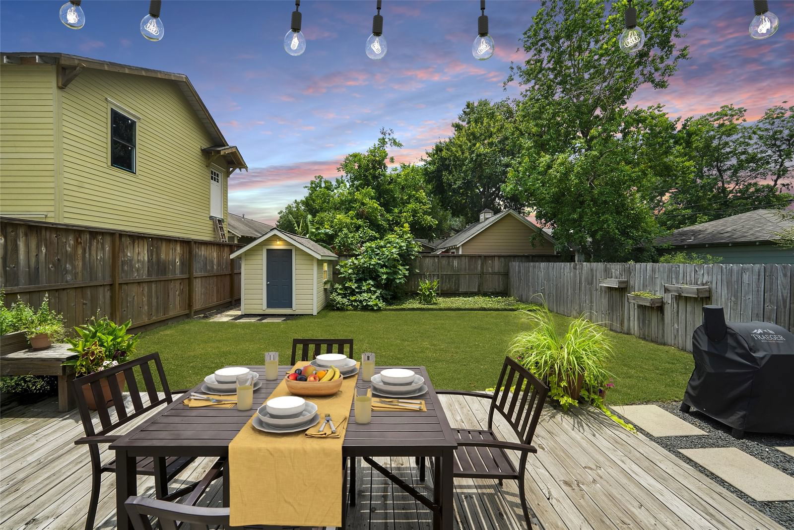 Real estate property located at 1035 Louise, Harris, East Sunset Heights, Houston, TX, US