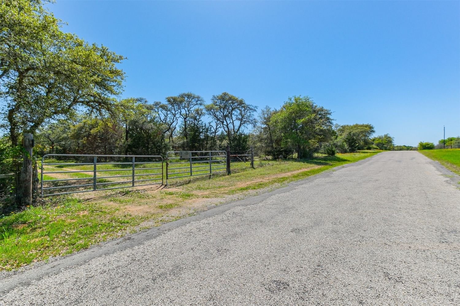 Real estate property located at 5446 County Road 15, Lavaca, none, Hallettsville, TX, US