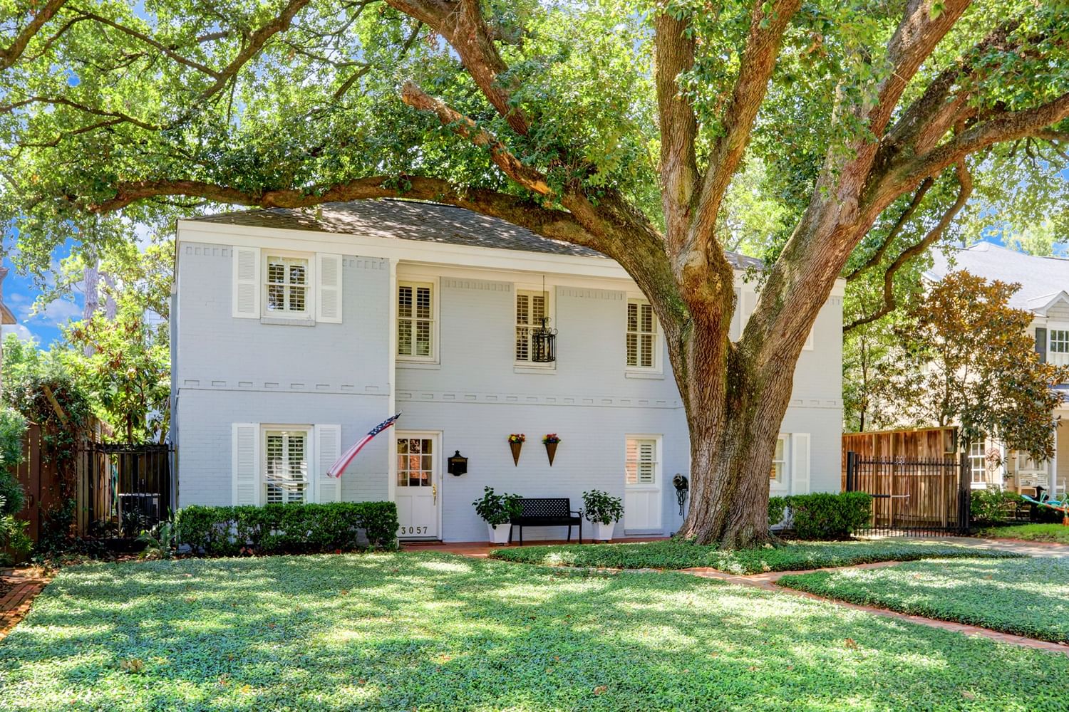 Real estate property located at 3057 Locke, Harris, Houston, TX, US