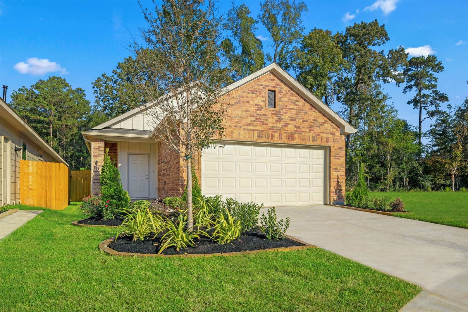 Real estate property located at 24707 Pennfield Arbor, Harris, Woodland Lakes, Huffman, TX, US