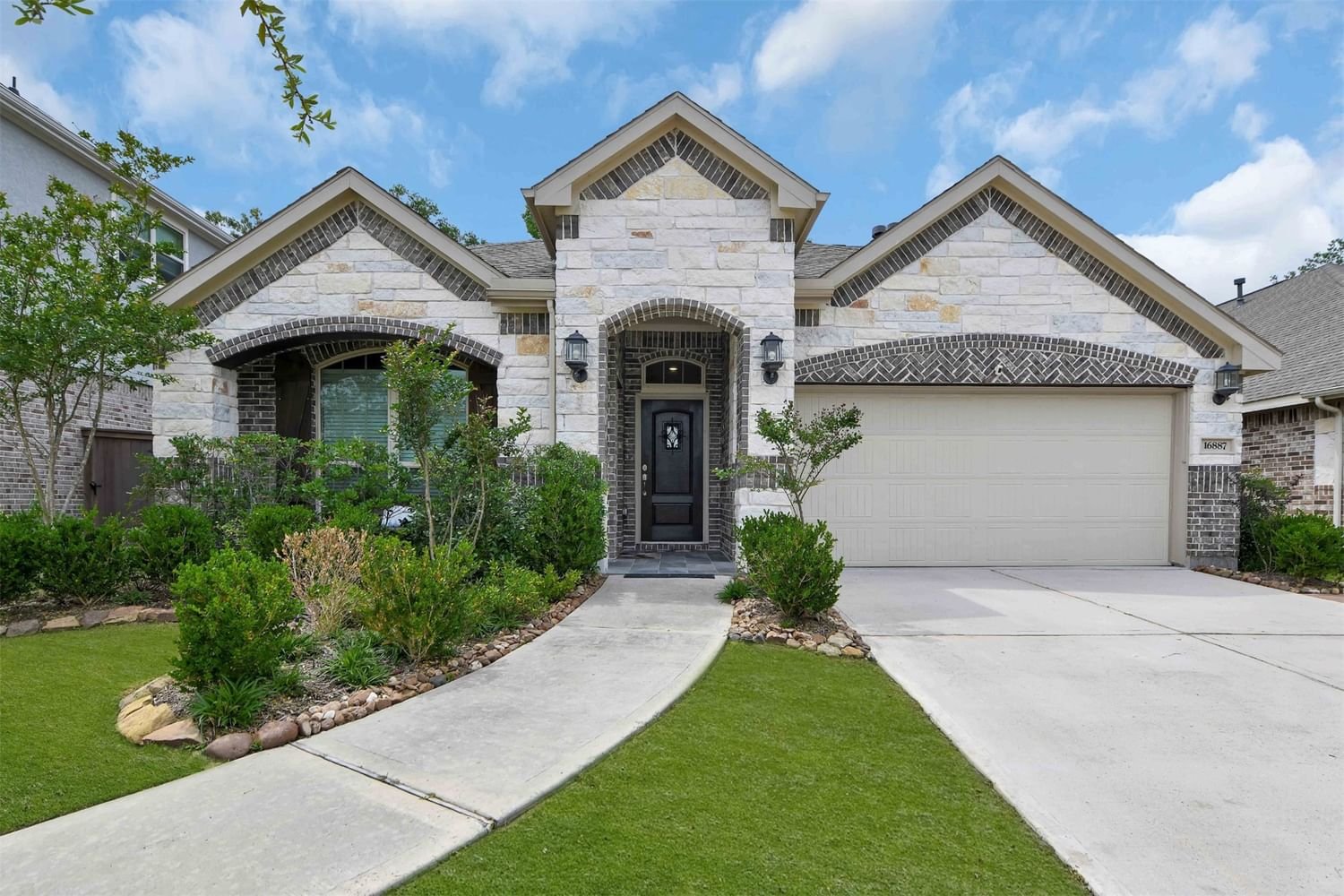 Real estate property located at 16887 Ramsay Cascades, Harris, Groves Sec 21, Humble, TX, US