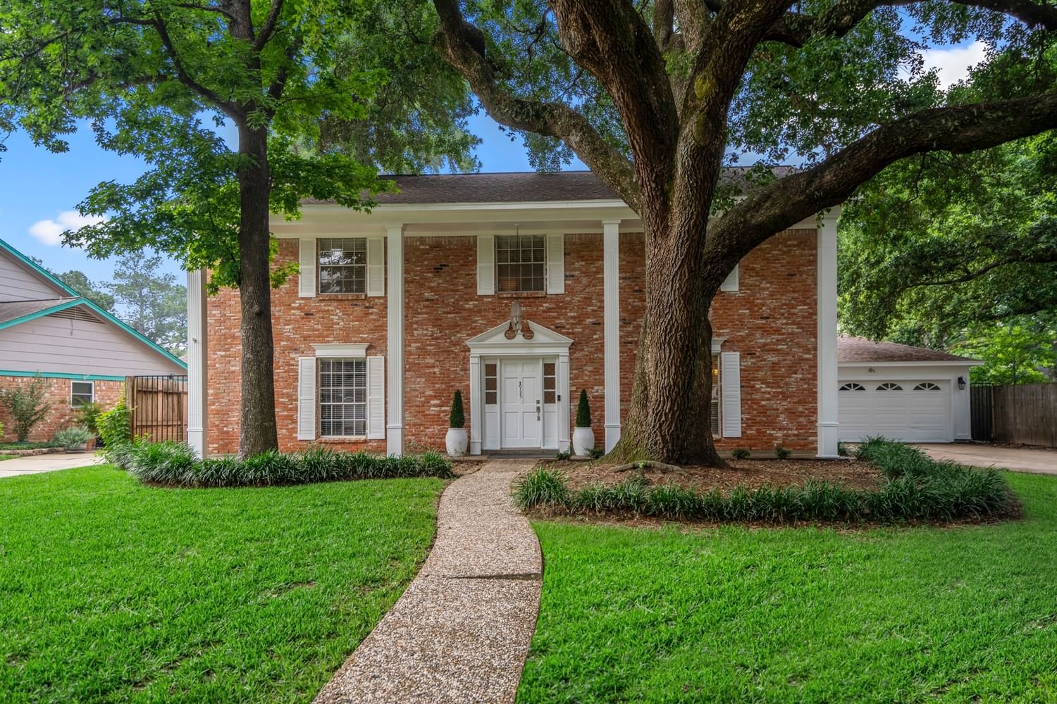 Real estate property located at 8123 Coolshire, Harris, Prestonwood Forest, Houston, TX, US