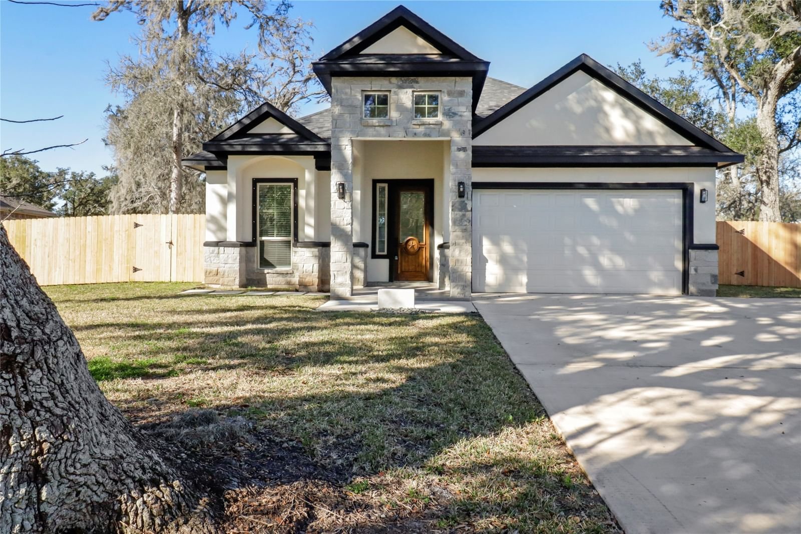 Real estate property located at 2238 Shalmar, Brazoria, Columbia Lakes, West Columbia, TX, US