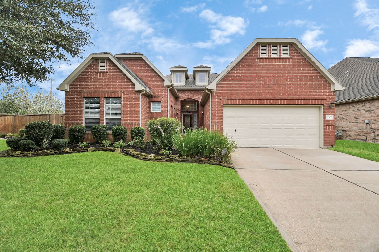 Real estate property located at 2510 Venice, Harris, Bellavita/Green Tee Sec 05, Pearland, TX, US