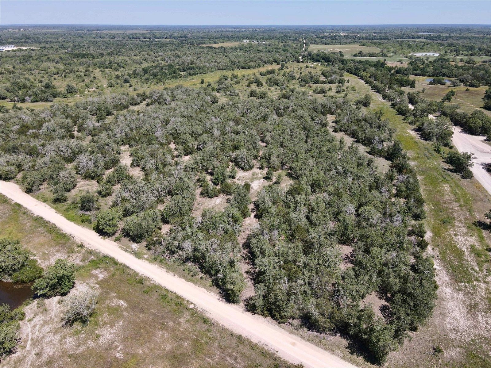 Real estate property located at 2874 County Rd 397, Gonzales, Moulton, TX, US