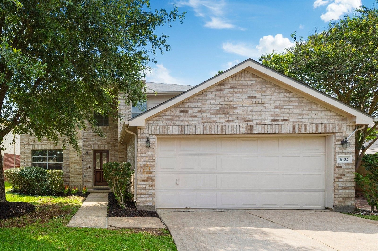 Real estate property located at 16102 Chamomile, Fort Bend, Houston, TX, US