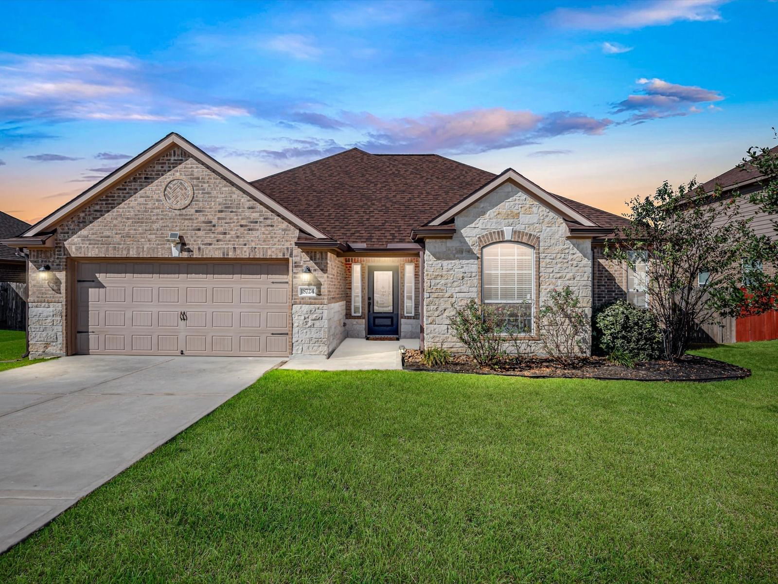 Real estate property located at 18724 Encinal, Montgomery, Ranch Crest, Magnolia, TX, US