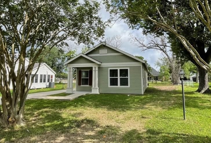 Real estate property located at 1426 Johnson, Jefferson, T F Mckinney League Abs 41, Port Neches, TX, US