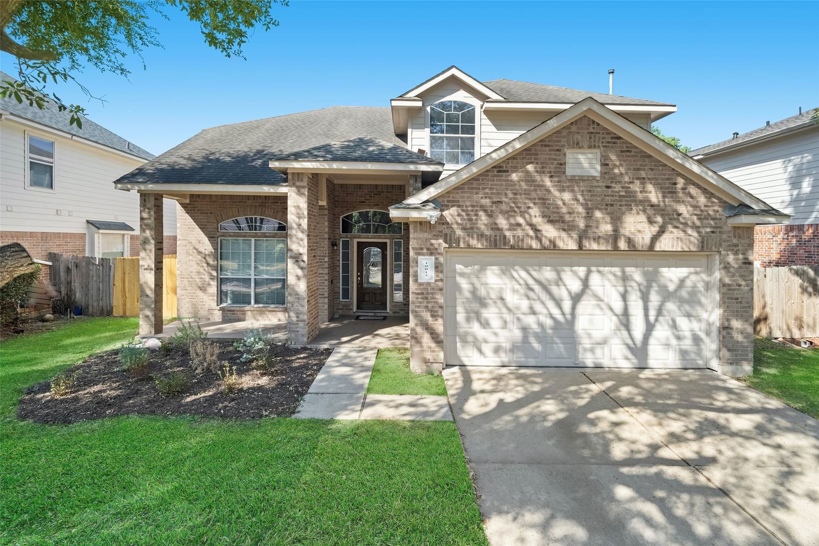 Real estate property located at 10013 Hidden Falls, Brazoria, Autumn Lake Sec 1-2-3, Pearland, TX, US