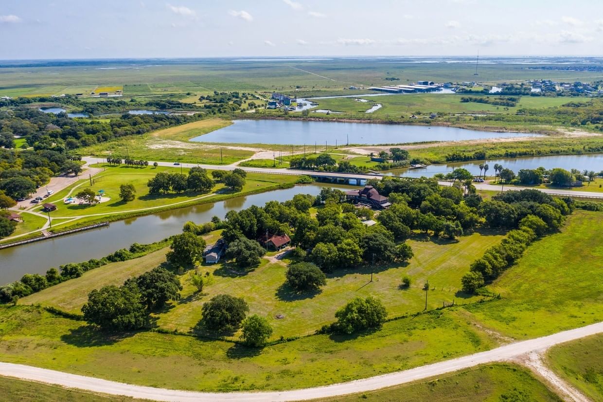 Real estate property located at 3805 Fm 523, Brazoria, Angell Sub, Oyster Creek, TX, US