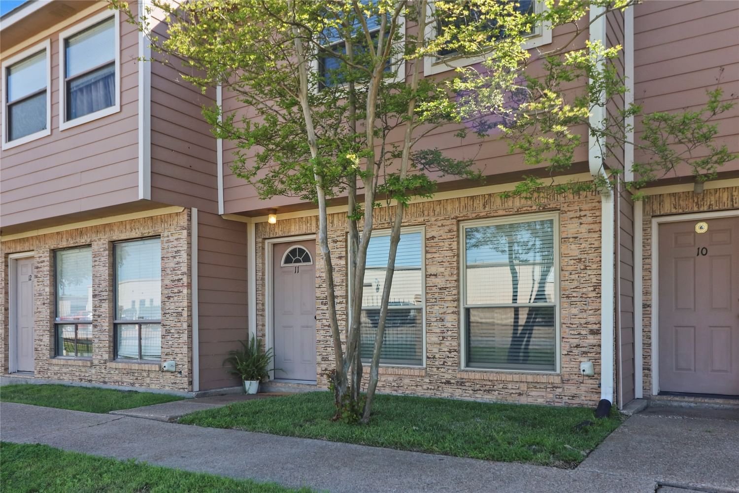 Real estate property located at 2807 Wildflower #11, Brazos, Candlelight Village, Bryan, TX, US