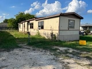 Real estate property located at 915 Dee, Hill, Country Village, Whitney, TX, US