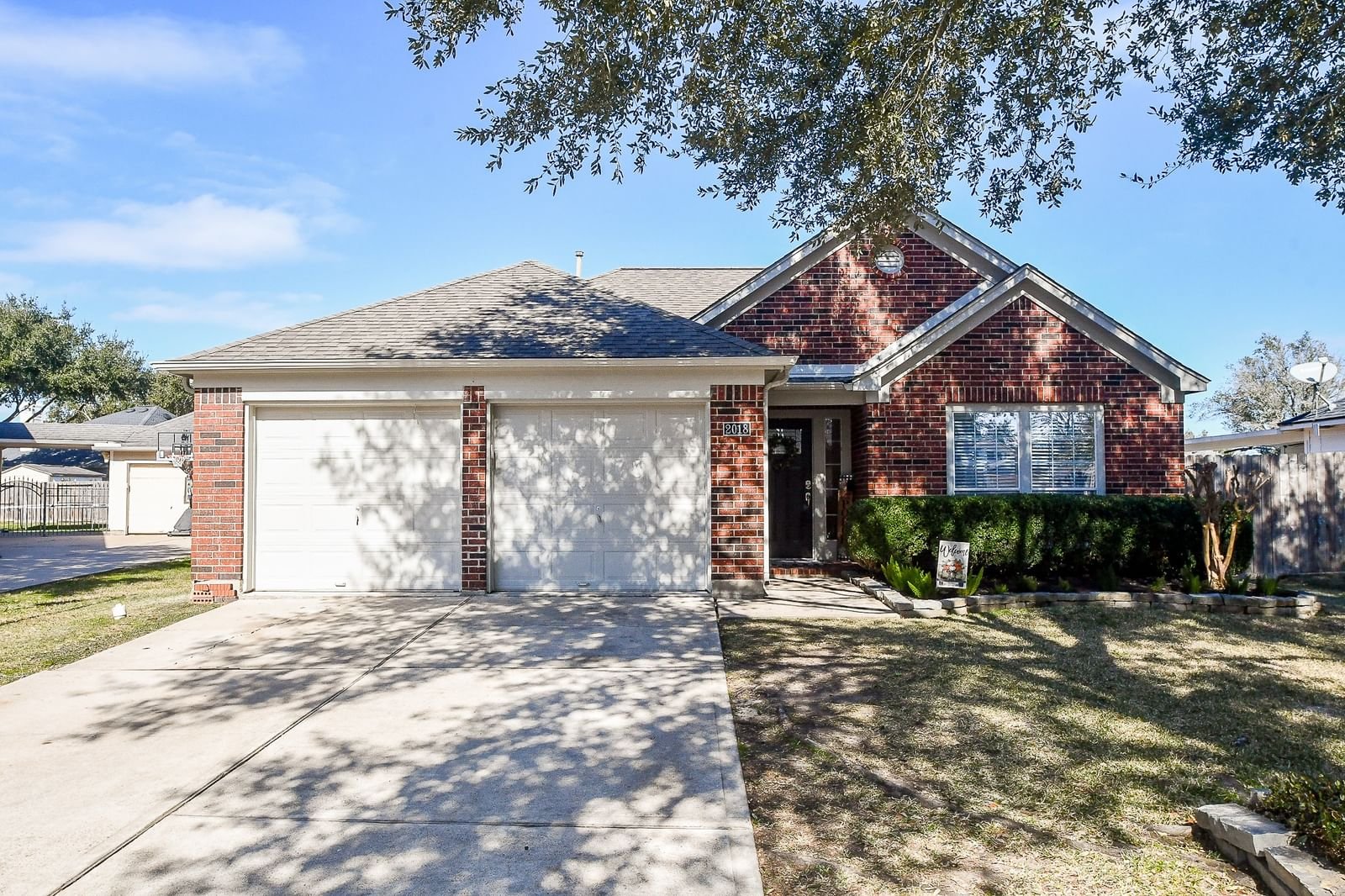 Real estate property located at 2018 Clara Lake, Fort Bend, Waterside Estates Sec 11, Richmond, TX, US