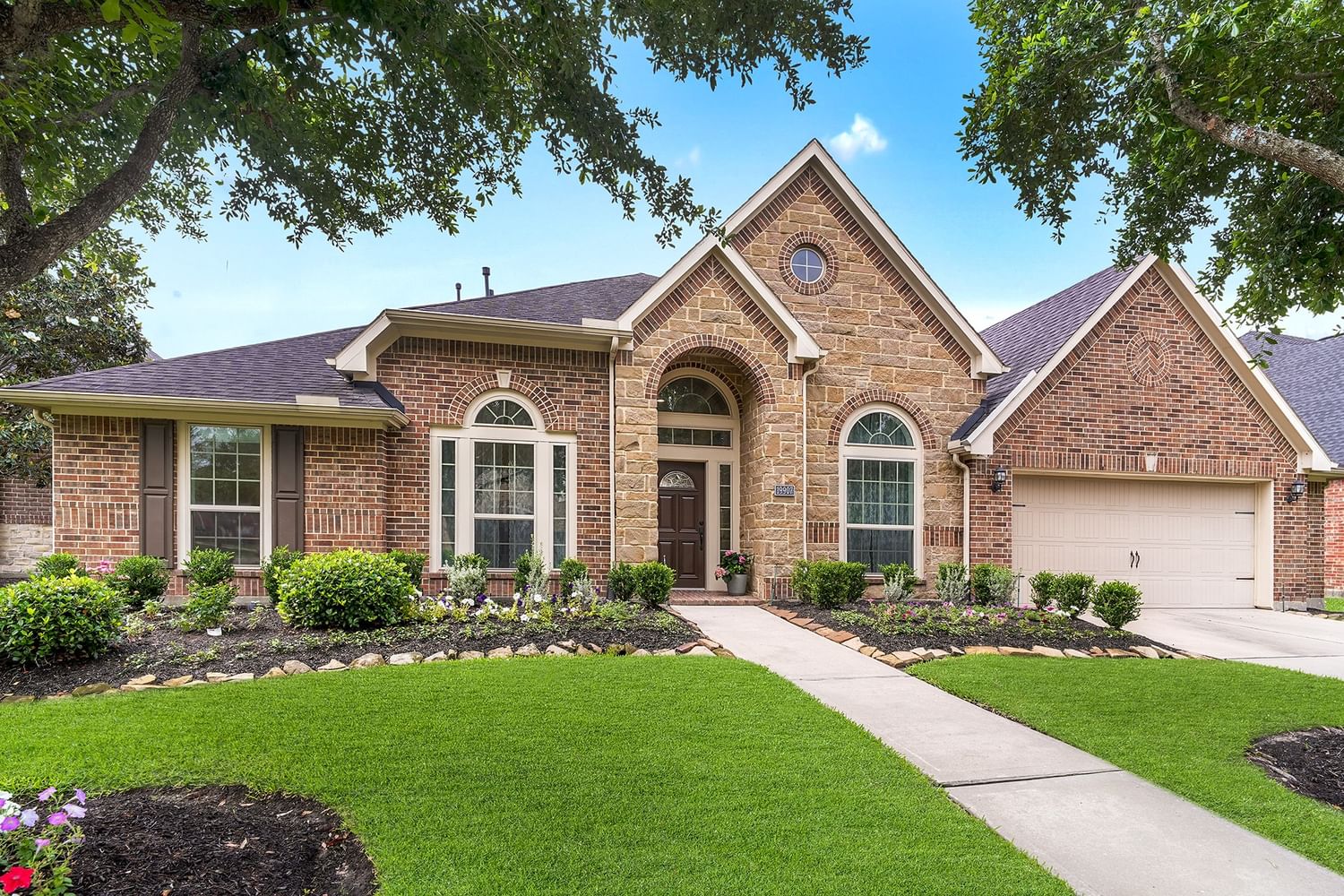 Real estate property located at 19907 Mission Pines Lane, Fort Bend, Grand Mission Estates Sec 1, Richmond, TX, US