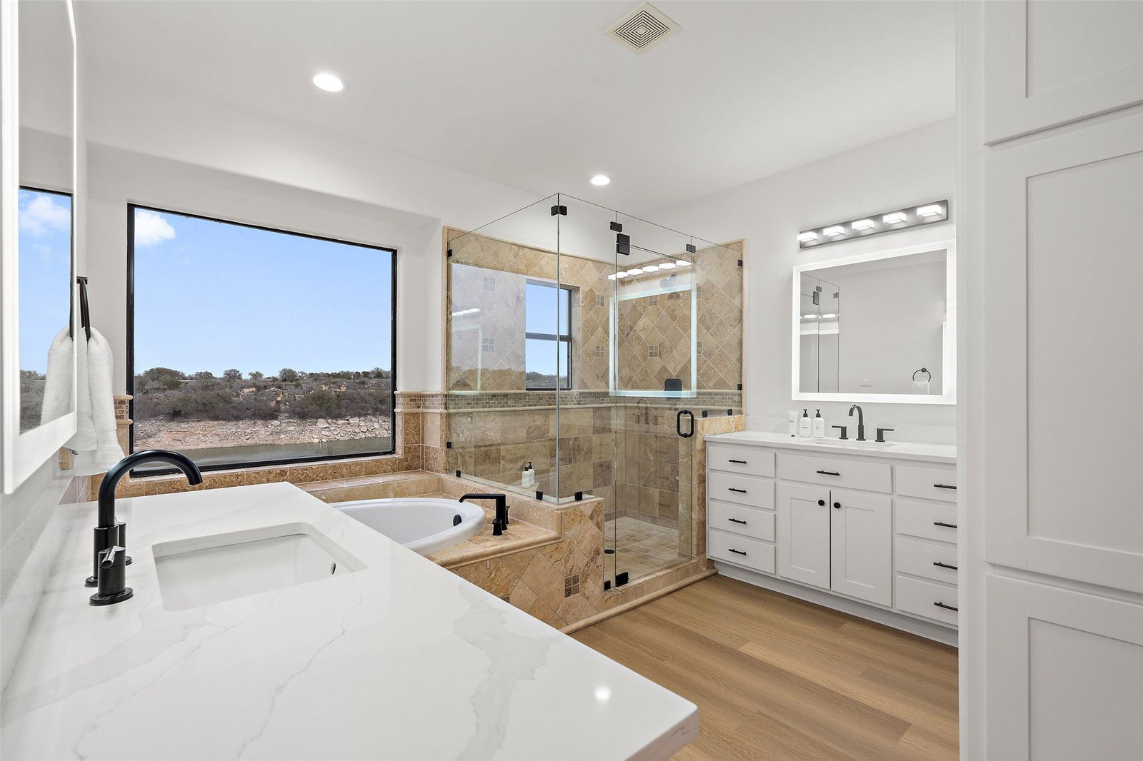 Real estate property located at 1209 Lake Shore, Travis, Spicewood, TX, US