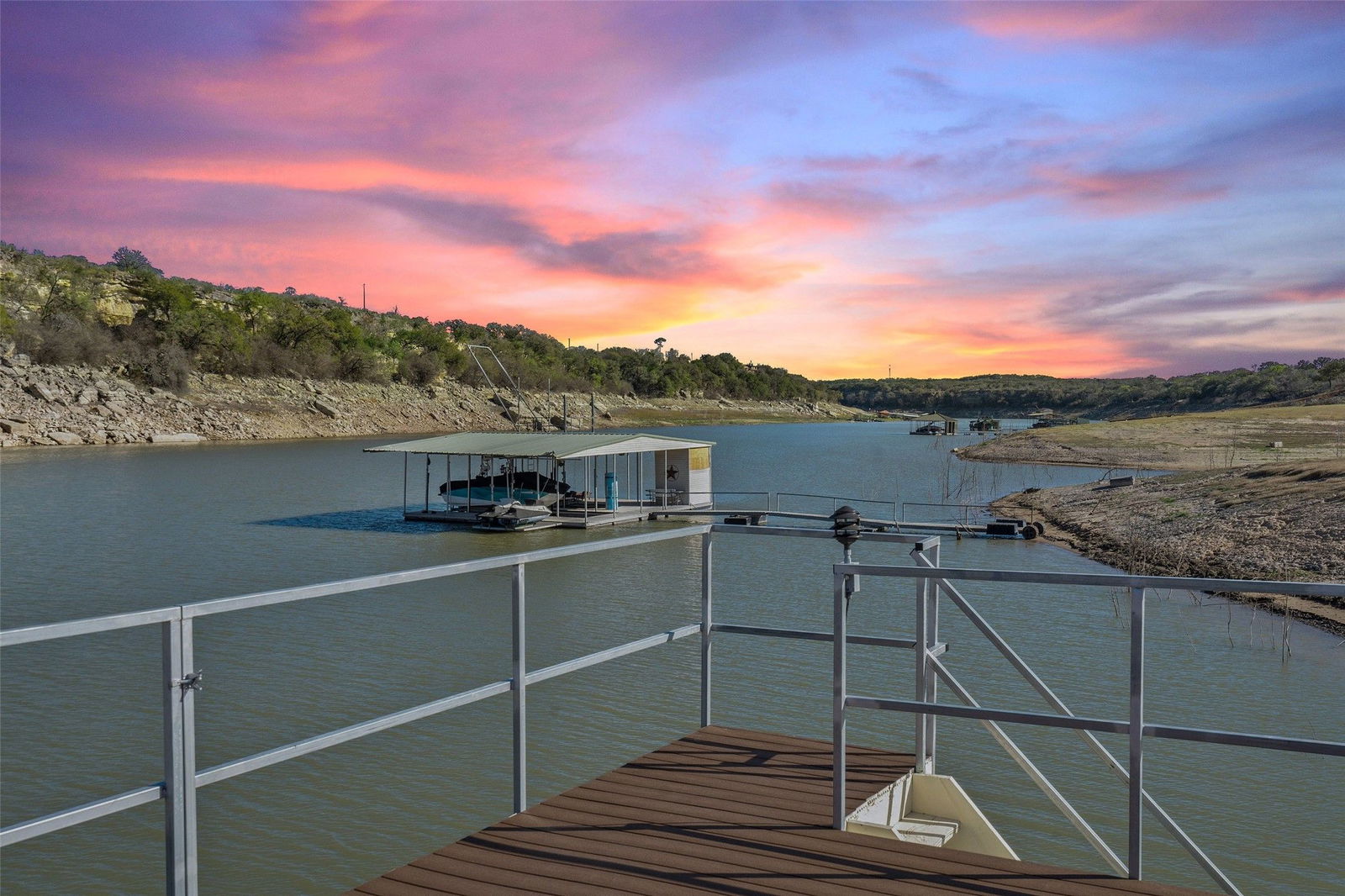Real estate property located at 1209 Lake Shore, Travis, Spicewood, TX, US