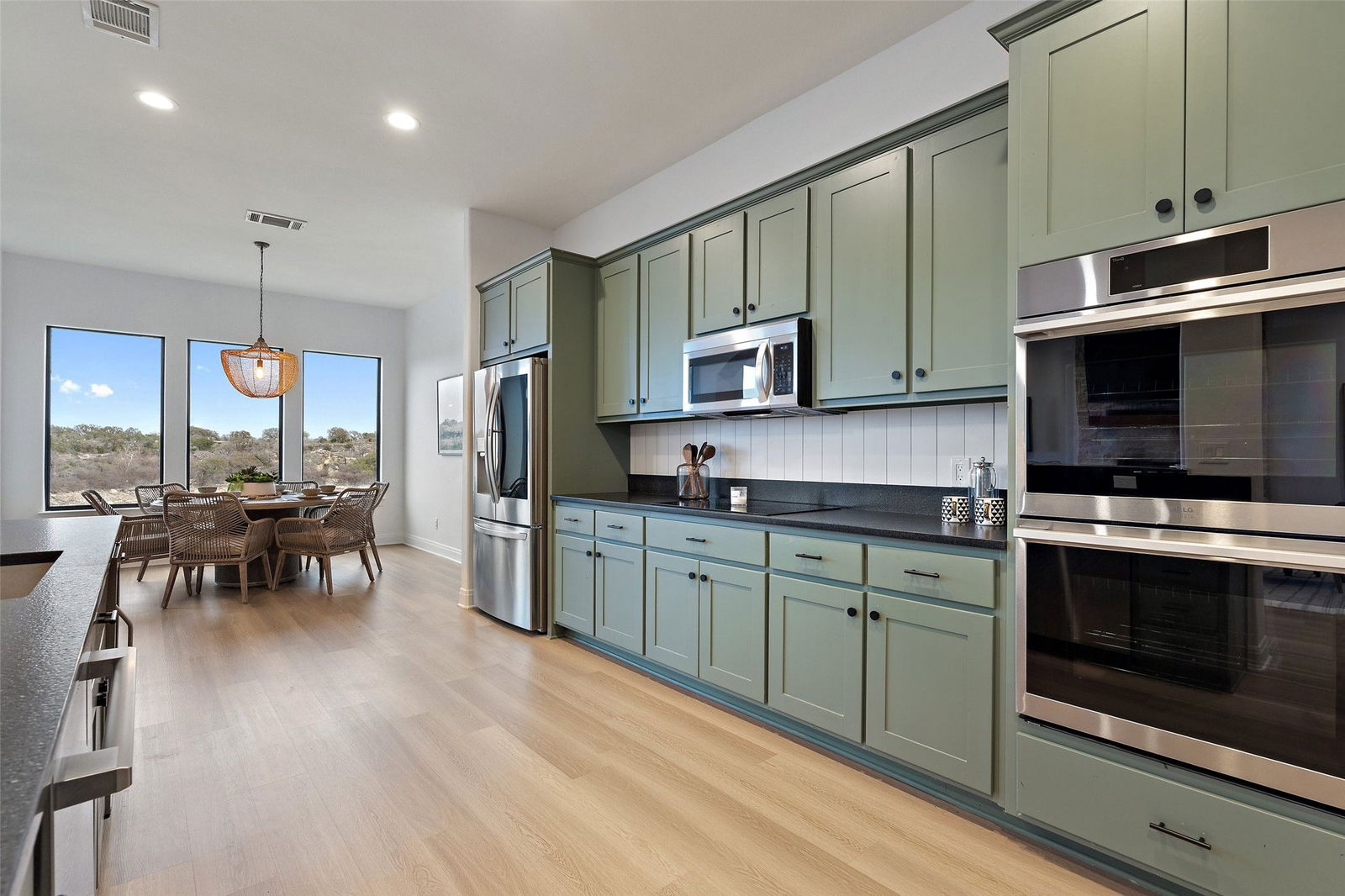 Real estate property located at 1209 Lake Shore, Travis, Spicewood, TX, US