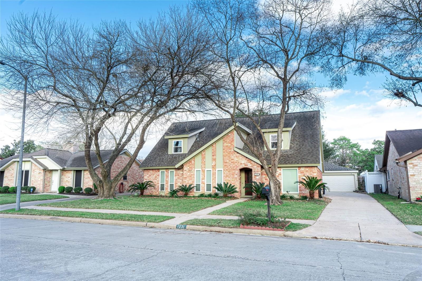 Real estate property located at 1231 Park Royale, Harris, Memorial Pkwy Sec 06 Correct, Katy, TX, US