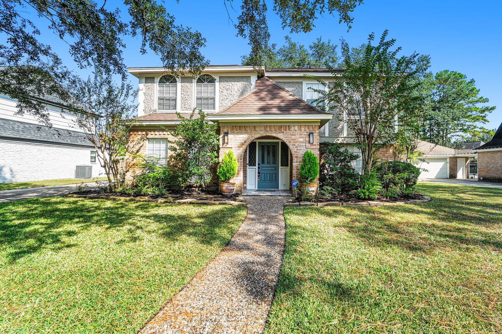 Real estate property located at 15514 Pebble Bend Drive, Harris, Olde Oaks Sec 01, Houston, TX, US