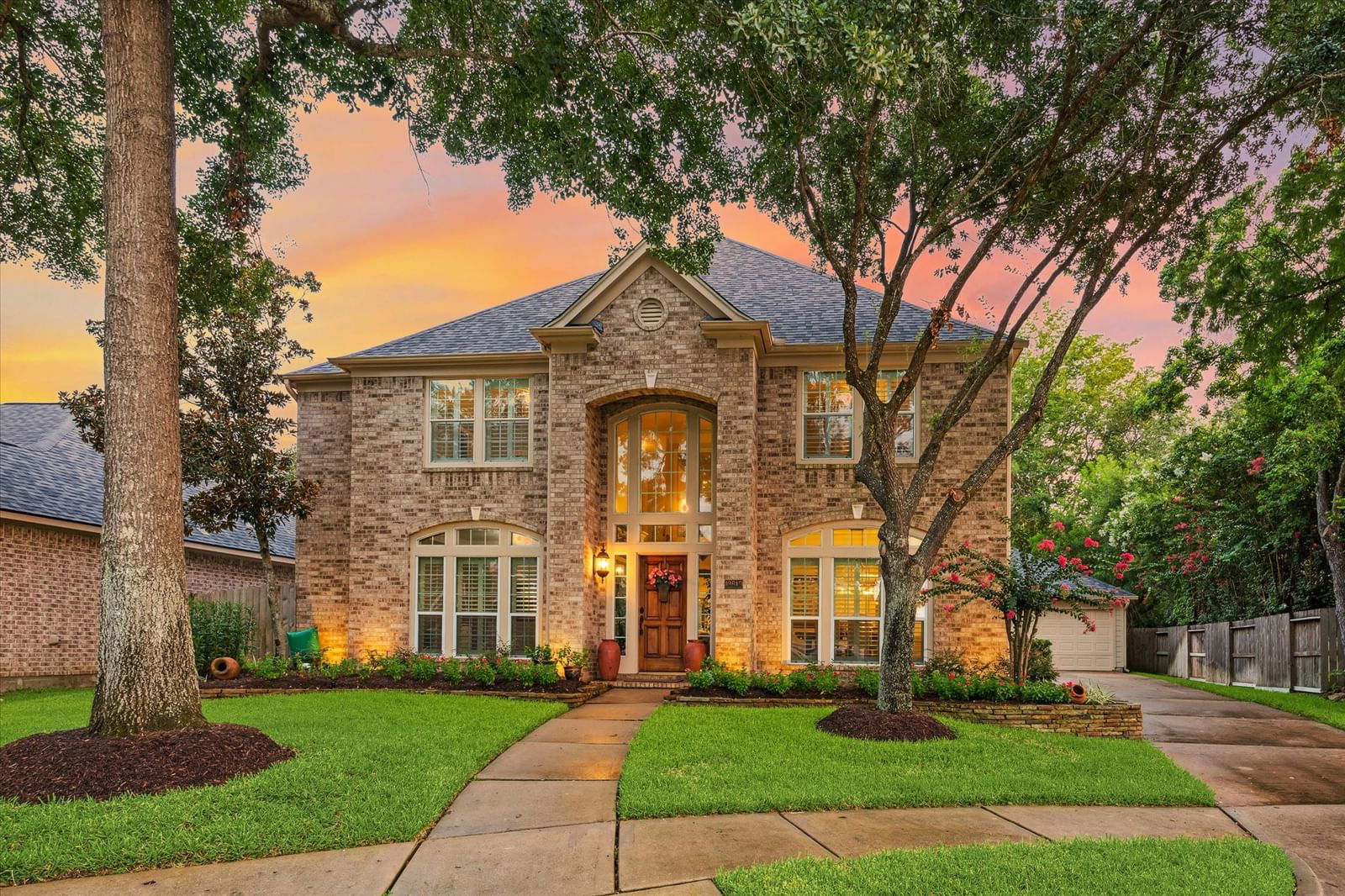 Real estate property located at 13619 Waverly Crest, Harris, Coles Crossing, Cypress, TX, US