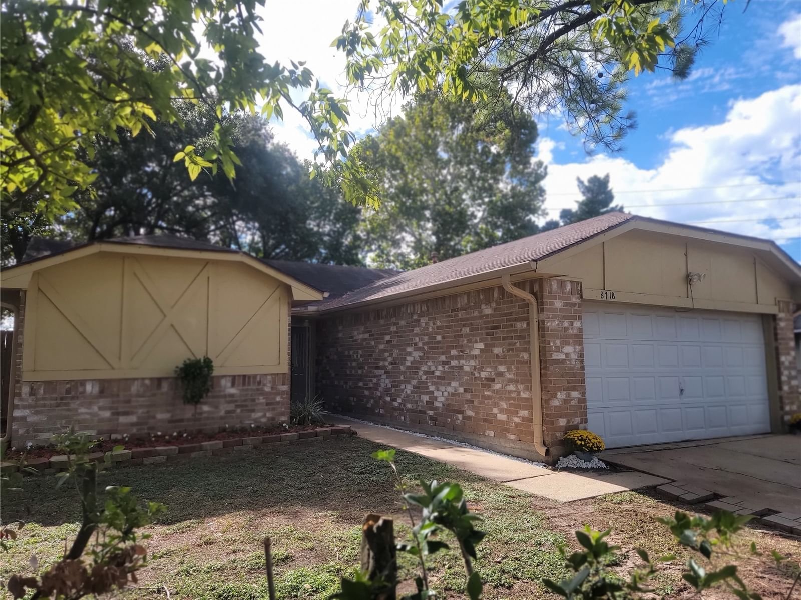 Real estate property located at 8718 Grand Knolls, Fort Bend, Mission Glen Sec 1, Houston, TX, US