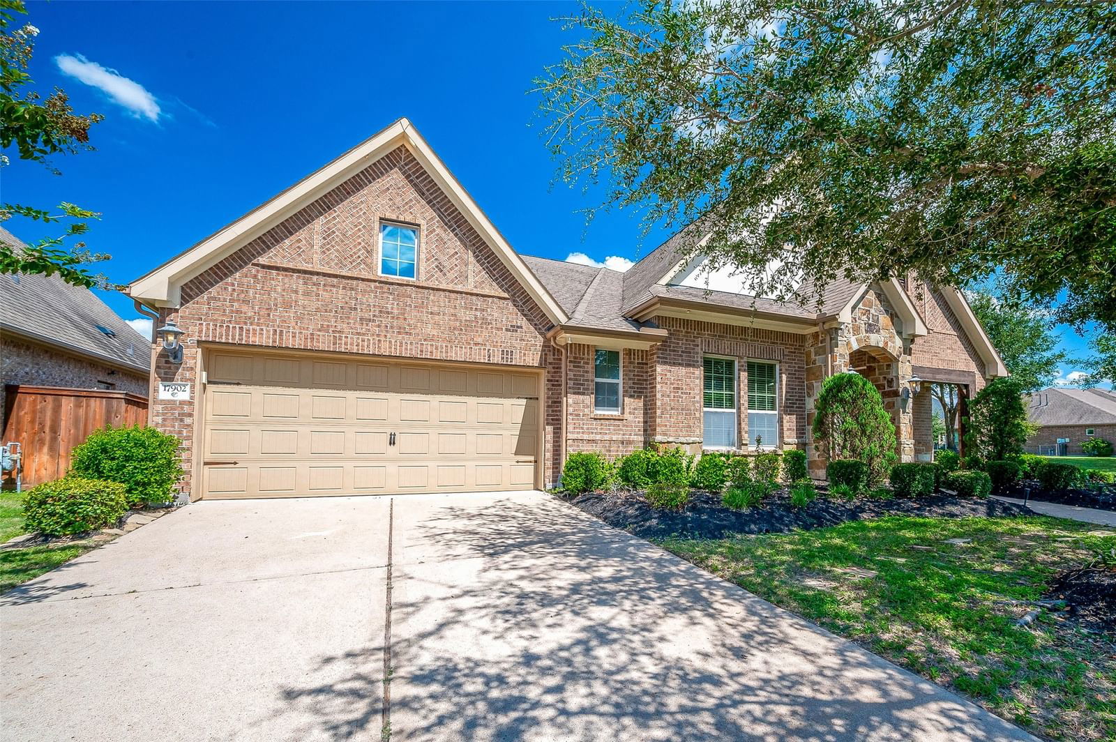 Real estate property located at 17902 Lake Leon, Harris, Towne Lake, Cypress, TX, US