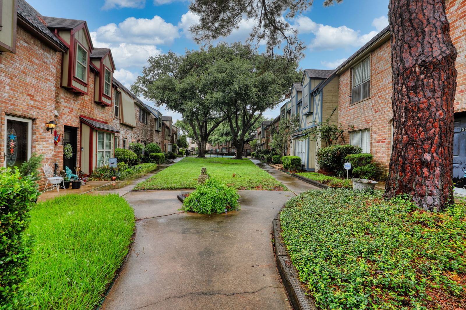 Real estate property located at 14715 Barryknoll #146, Harris, London T/H, Houston, TX, US