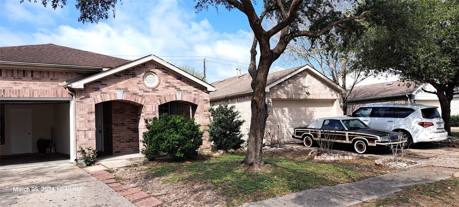 Real estate property located at 8446 Village Rose Lane, Harris, Crescent Park Village, Houston, TX, US