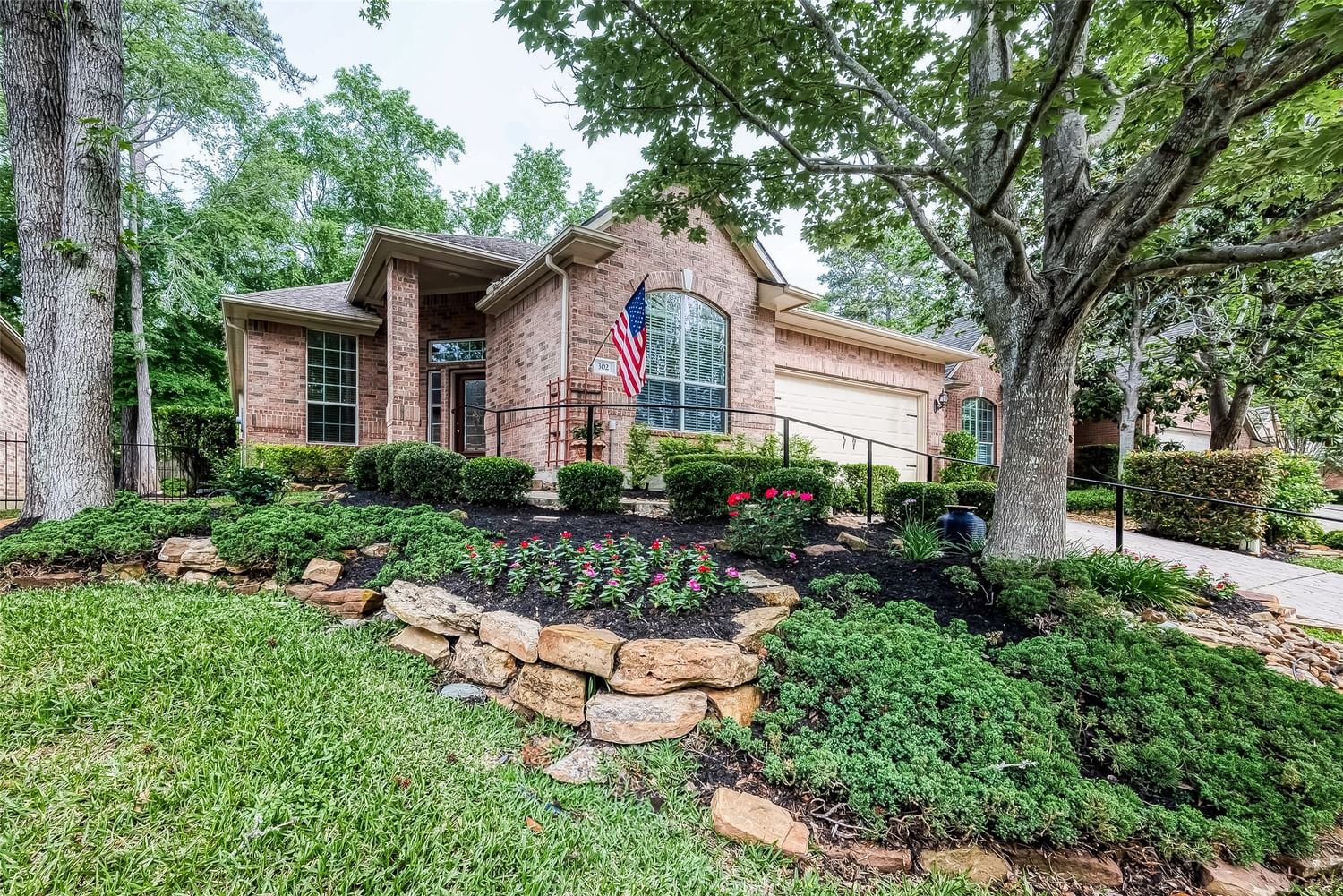 Real estate property located at 302 Creekwood, Montgomery, Bentwater 39, Montgomery, TX, US