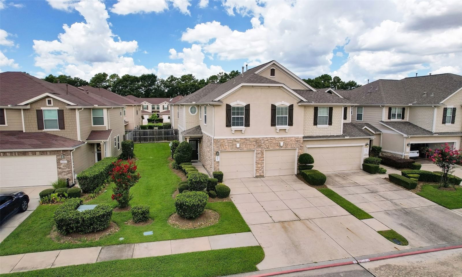 Real estate property located at 16015 Summerville Lake, Harris, Lakewood Place, Tomball, TX, US