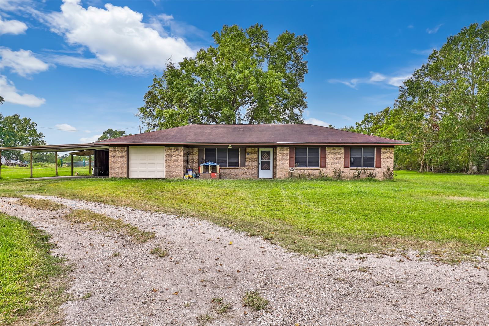 Real estate property located at 1433 County Road 605, Liberty, Maysville, Dayton, TX, US