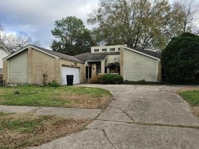 Real estate property located at 5611 Council Grove, Harris, Inwood Forest Sec 15, Houston, TX, US