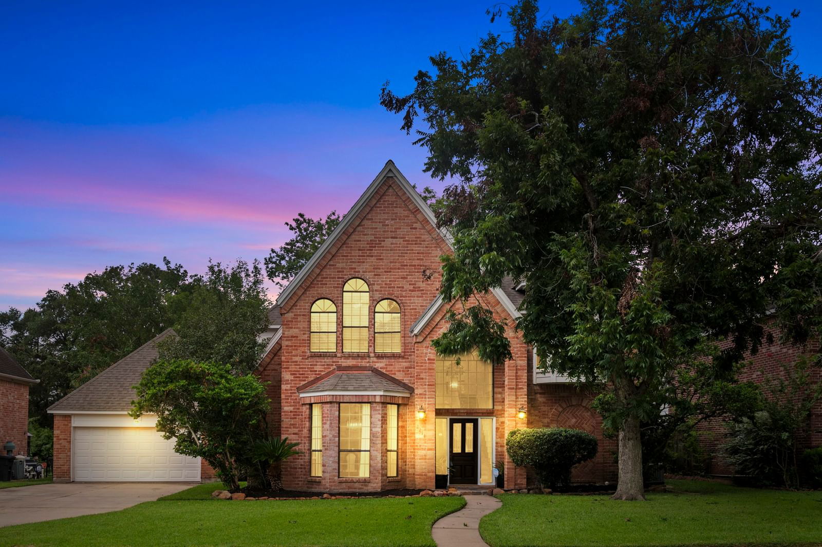 Real estate property located at 2211 Woodland, Fort Bend, Pecan Grove Plantation, Richmond, TX, US