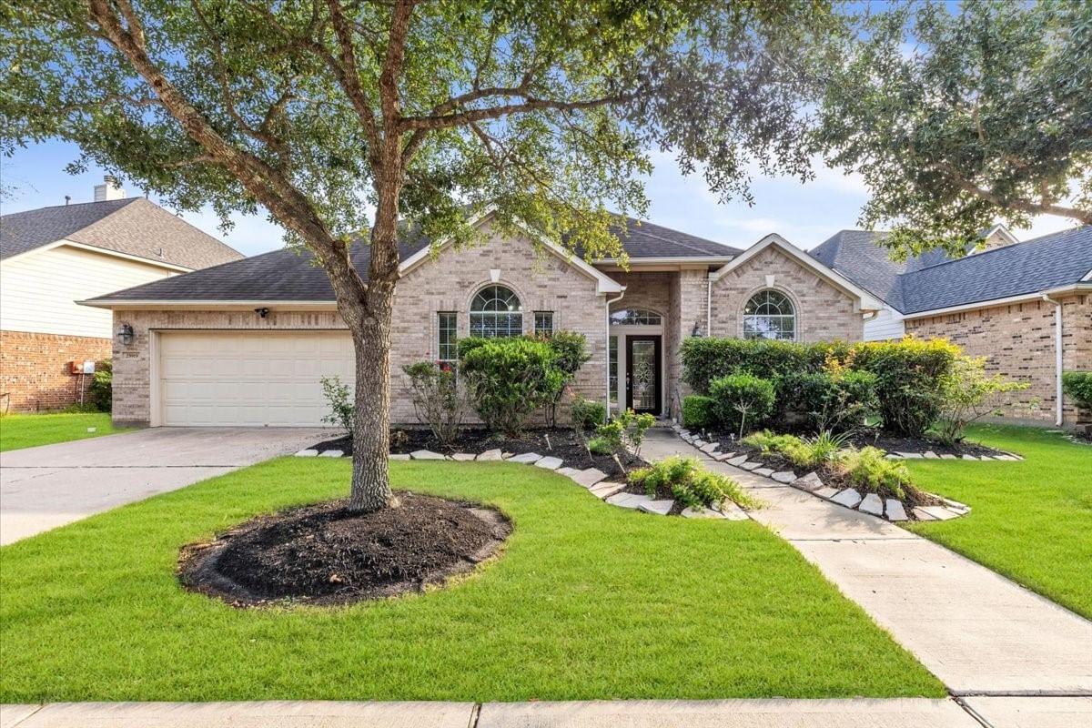 Real estate property located at 25919 Juniper Stone Ln, Fort Bend, CINCO RANCH SOUTHWEST, Katy, TX, US