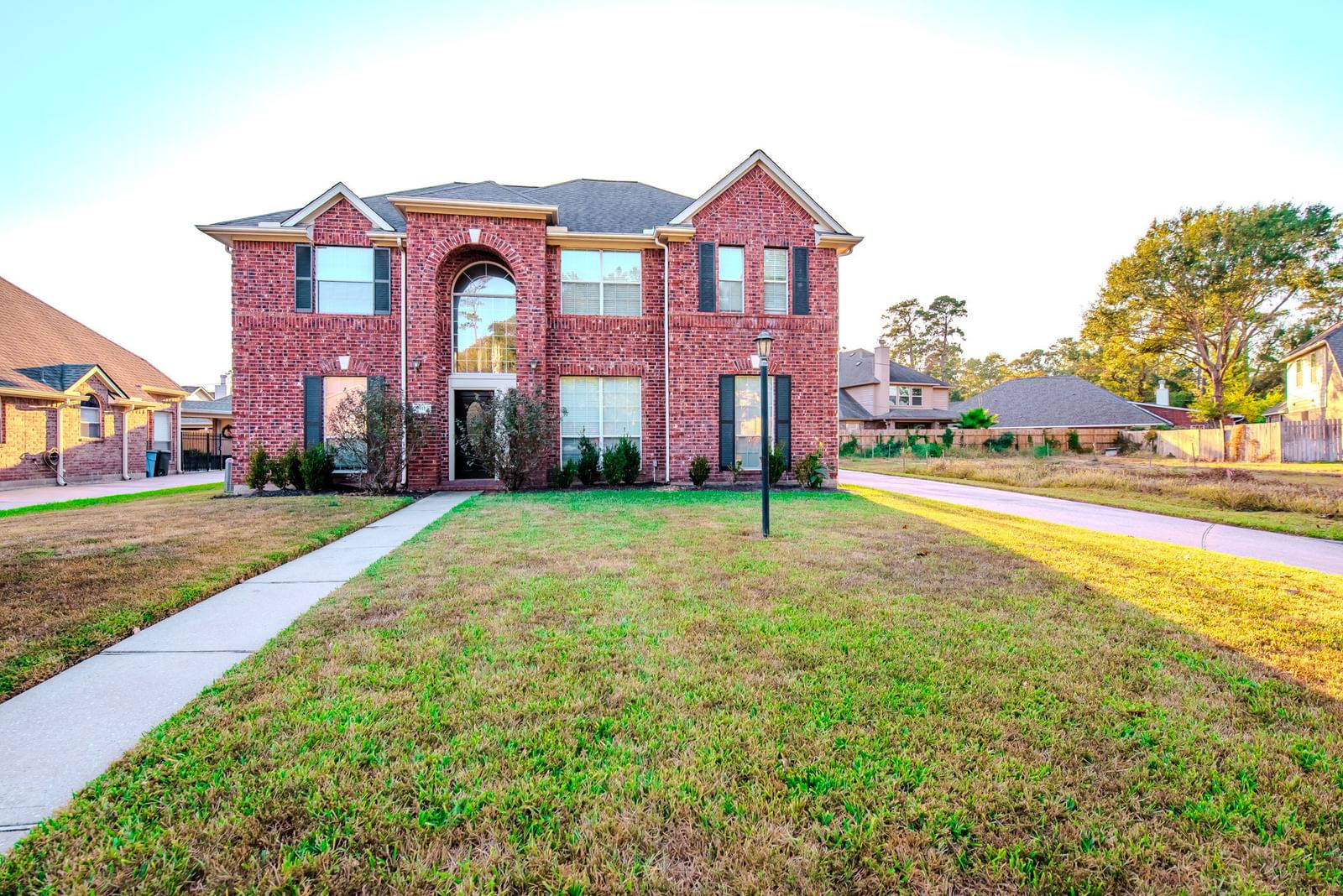 Real estate property located at 19115 Rim, Harris, Cypress Forest Sec 03, Spring, TX, US