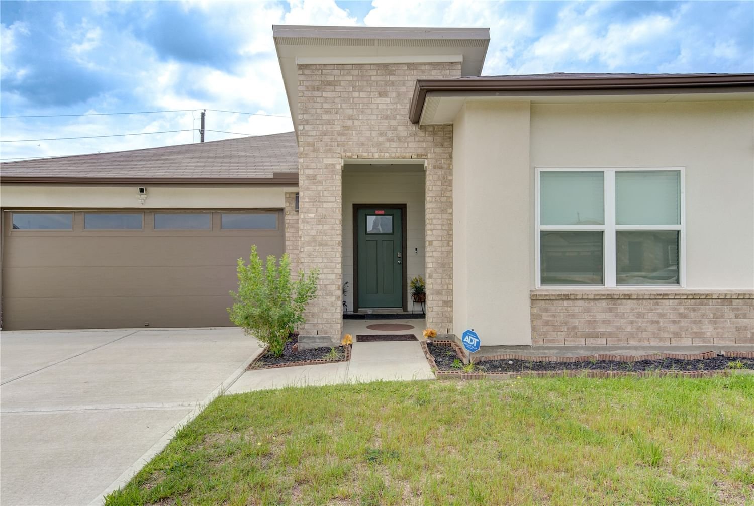 Real estate property located at 6830 Amber Cliff, Fort Bend, Sunset Crossing Sec 6, Rosenberg, TX, US