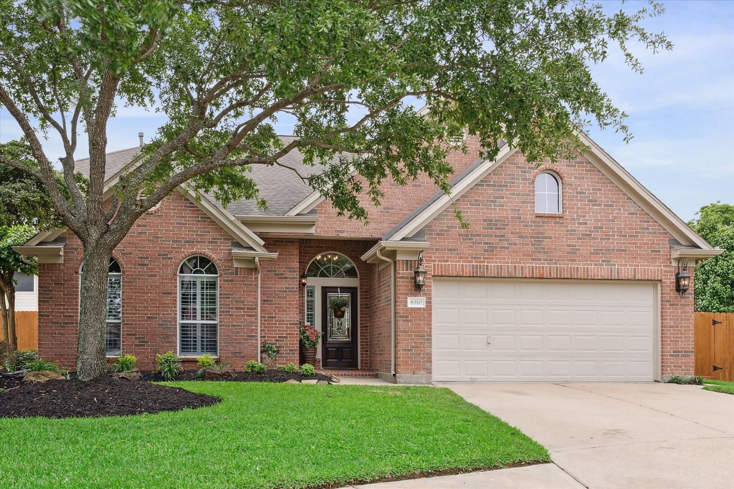 Real estate property located at 8310 Brighton Lake Ln, Harris, Copper Lakes, Houston, TX, US