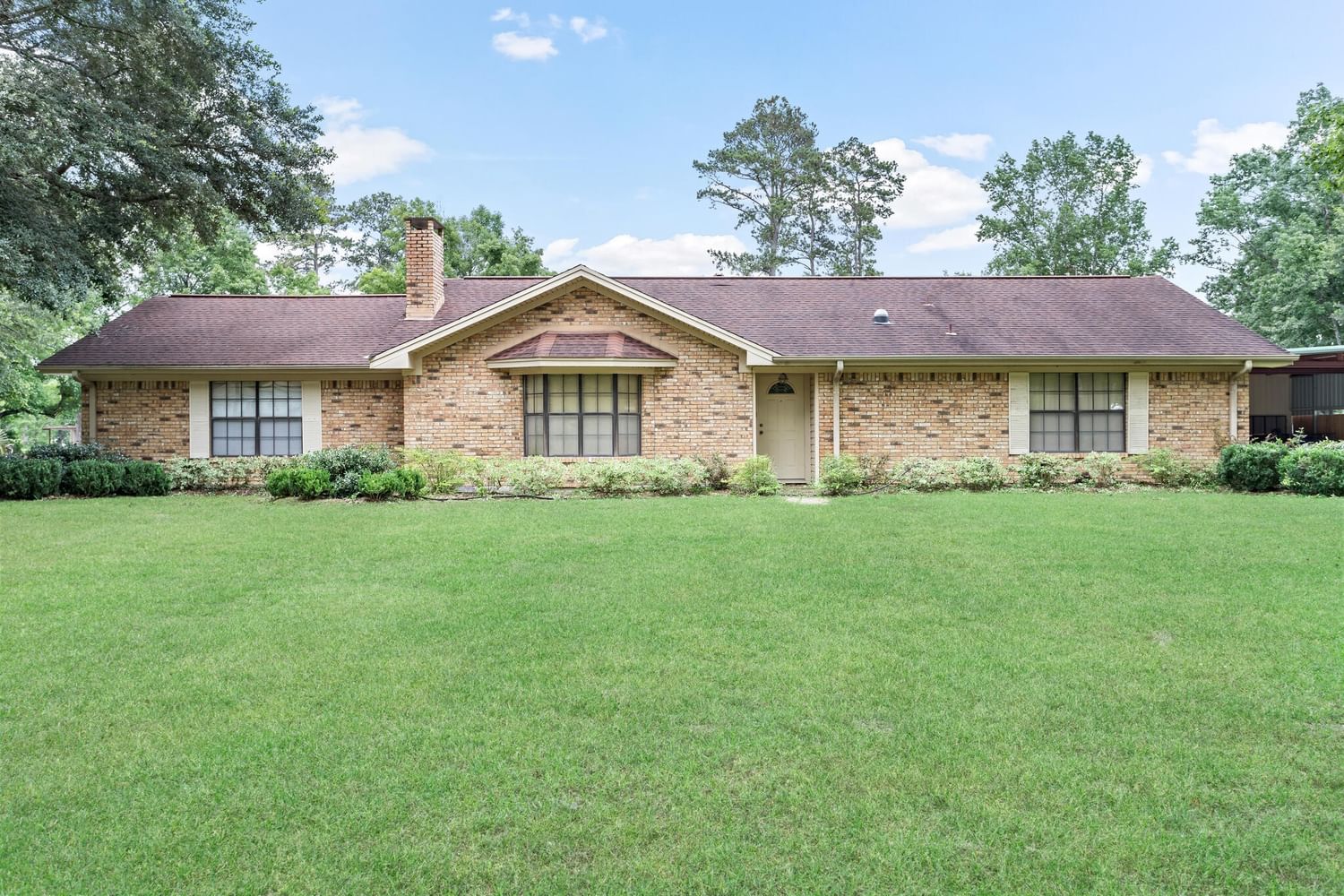 Real estate property located at 815 Shady, Hardin, N/A, Sour Lake, TX, US