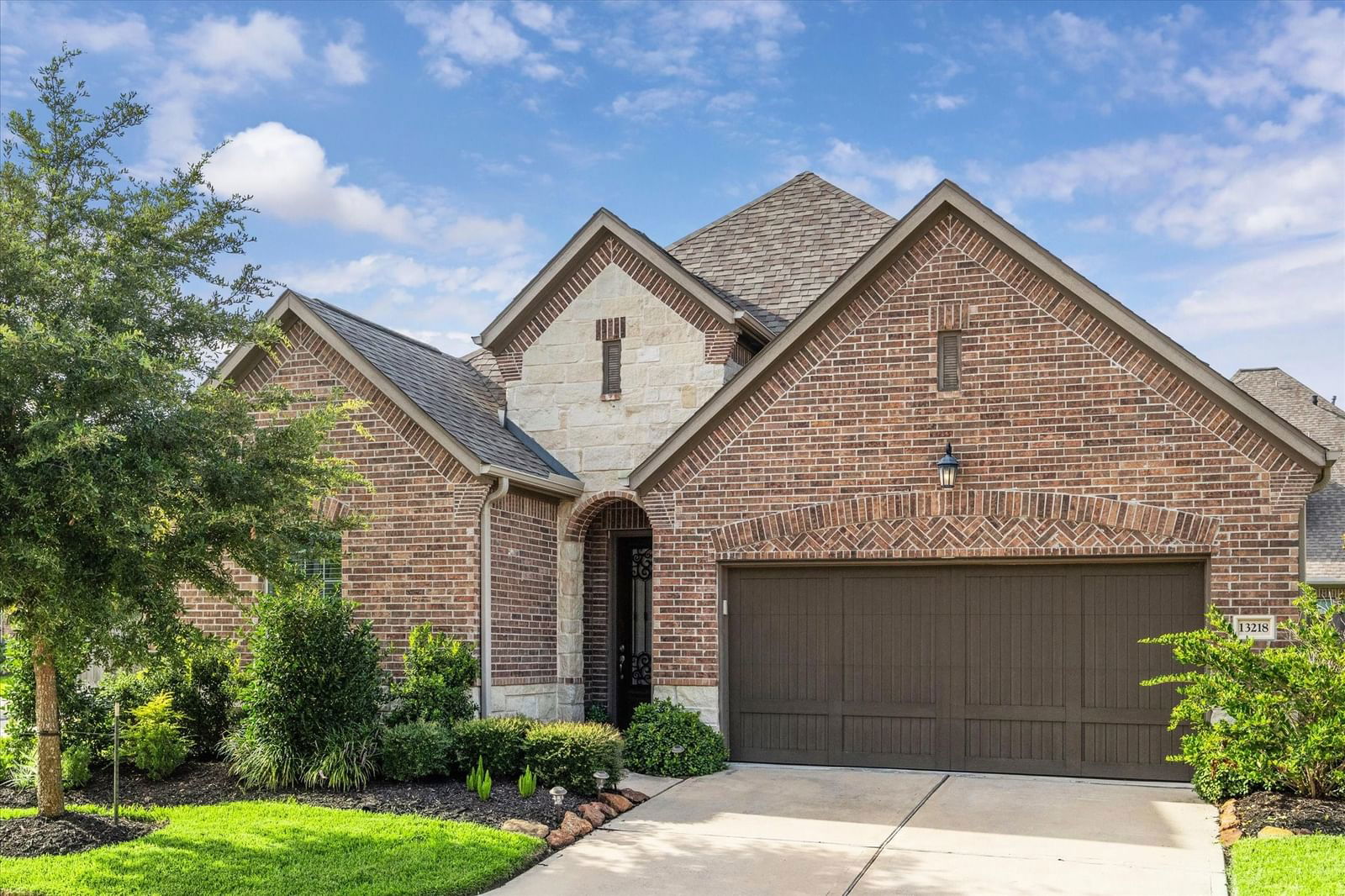 Real estate property located at 13218 Parkway Meadows, Harris, Parkway Terrace Sec 2, Houston, TX, US