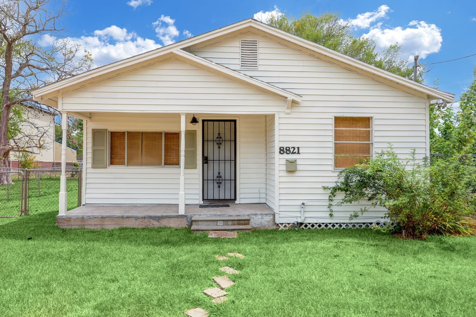 Real estate property located at 8821 Comal, Harris, Sunnyside Ext South, Houston, TX, US