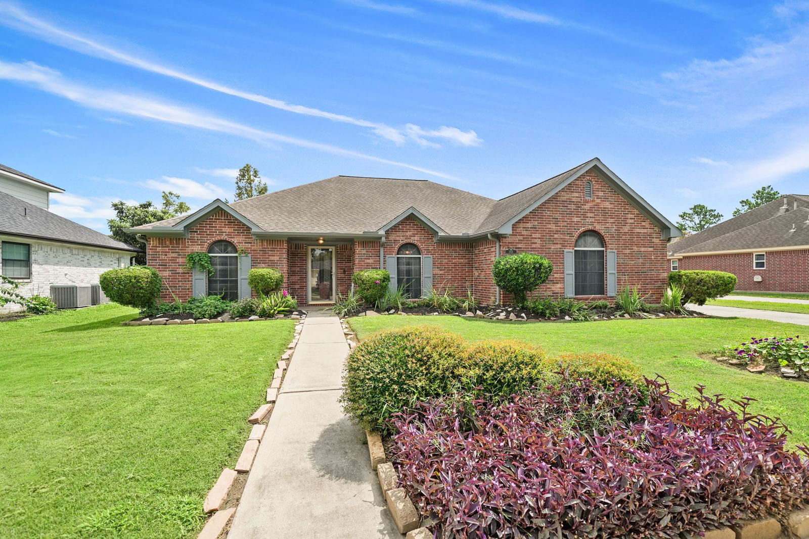 Real estate property located at 2011 Fairwood, Brazoria, Willow Lake Estates Sec 2, Pearland, TX, US