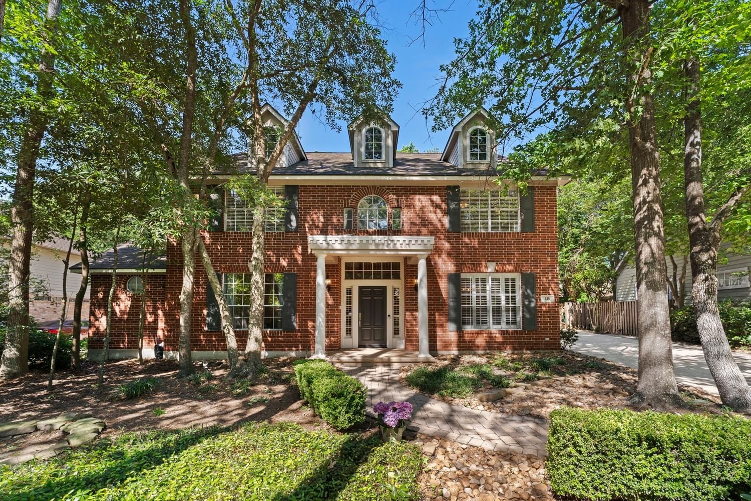 Real estate property located at 15 Edgemire, Montgomery, Wdlnds Village Cochrans Cr 23, The Woodlands, TX, US
