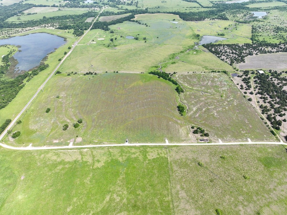 Real estate property located at 00000 Sw 4130, Navarro, Dawson, TX, US