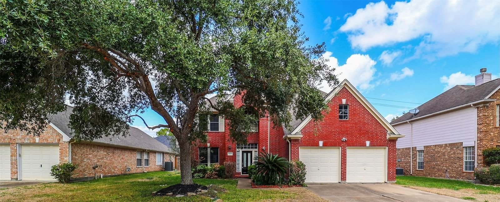 Real estate property located at 13218 Georgetown, Fort Bend, Barrington Place, Sugar Land, TX, US