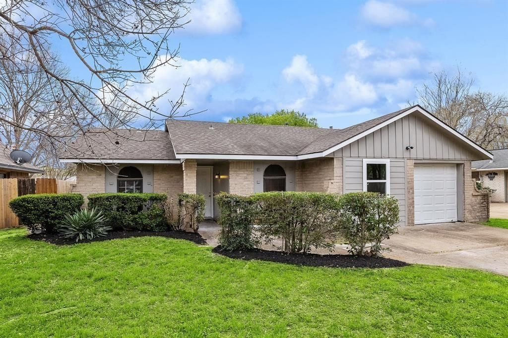 Real estate property located at 7211 Sawmill, Harris, Woodland Trails North Sec 05, Houston, TX, US