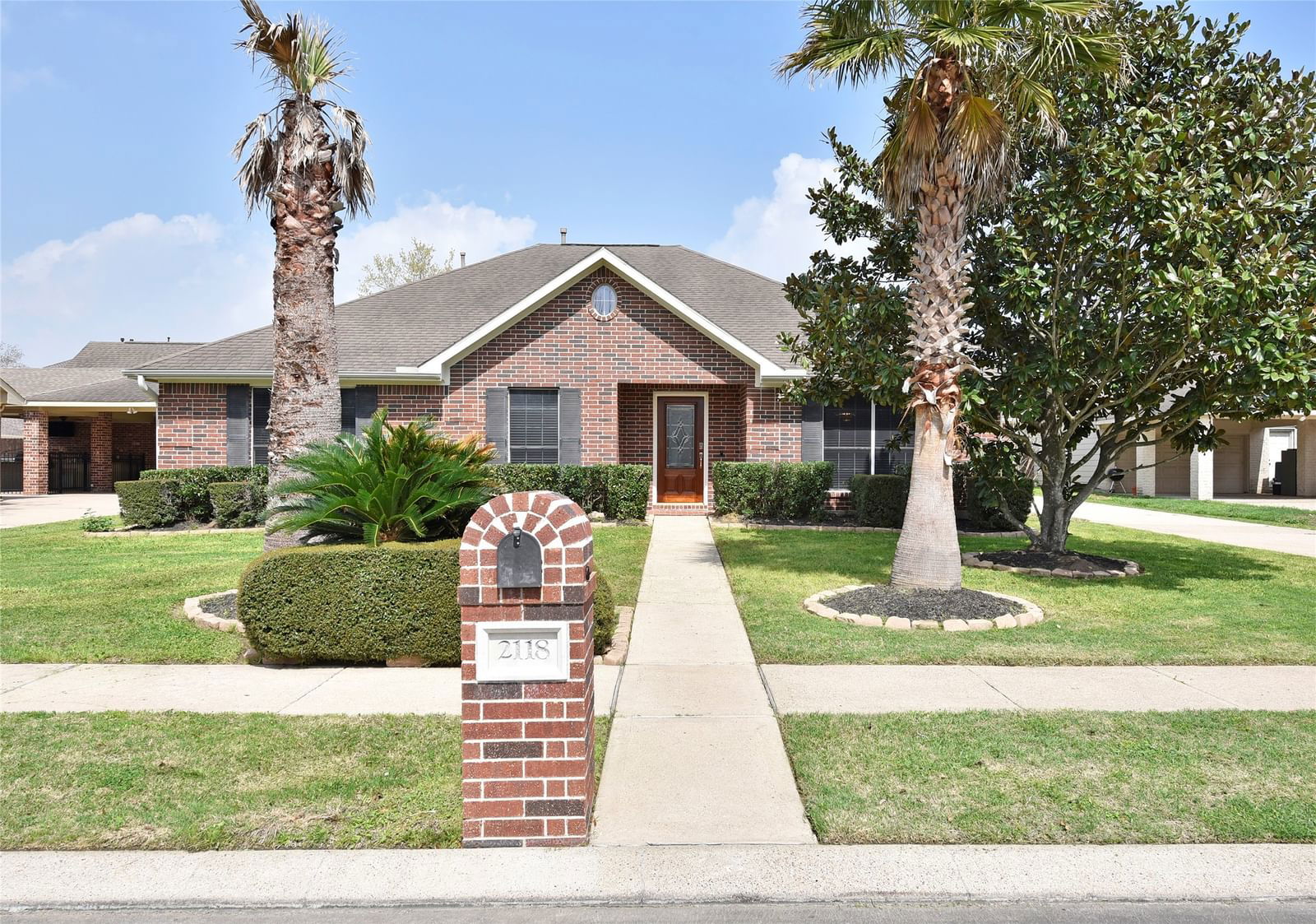 Real estate property located at 2118 Paintbrush, Galveston, The Meadows Sec 1 2002, League City, TX, US