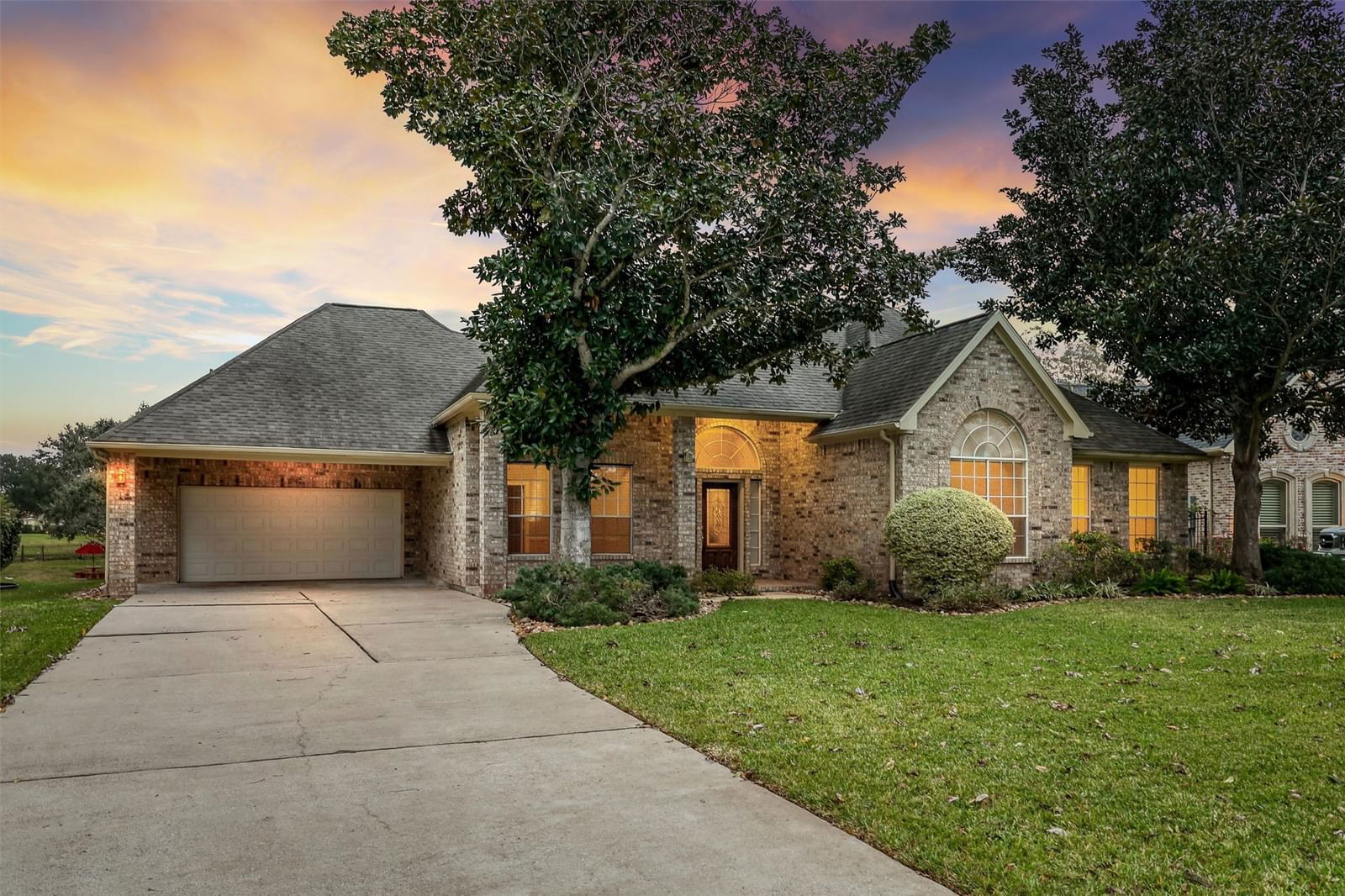 Real estate property located at 33006 Weatherby, Fort Bend, Weston Lakes, Fulshear, TX, US